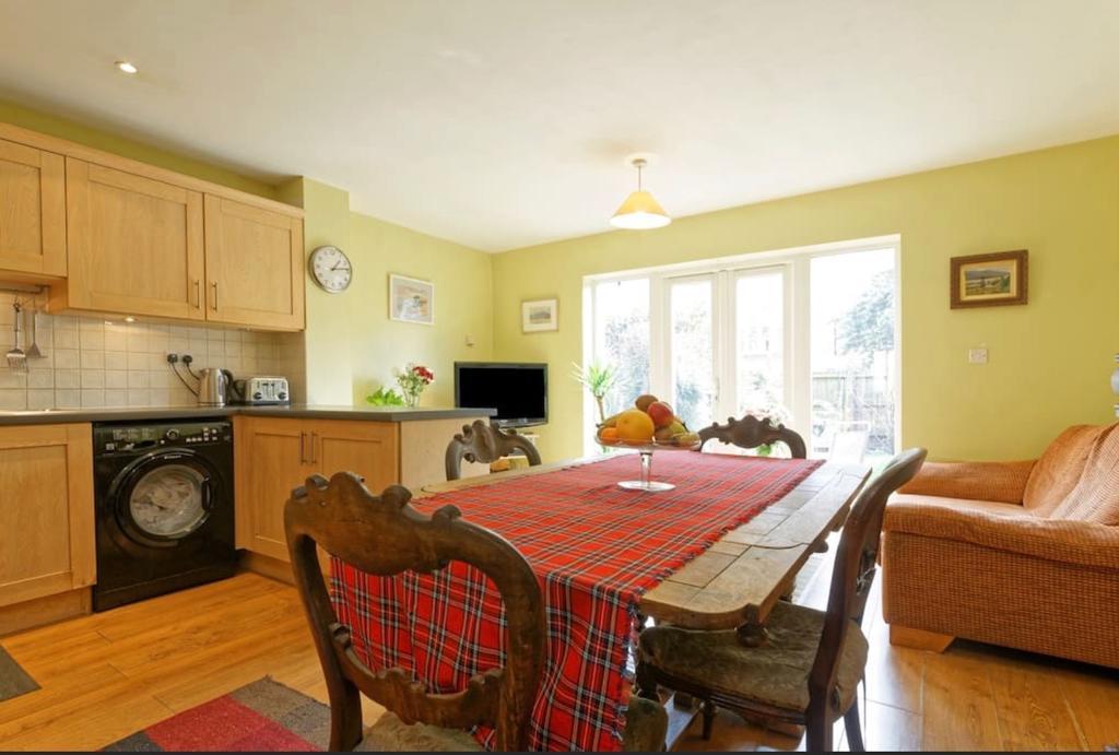 Lynbrook Grove Guesthouse Londen Buitenkant foto